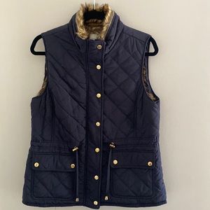 Adrienne Vittadini | Vest Black Quilted With Faux Fur gold snaps and zipper, M.